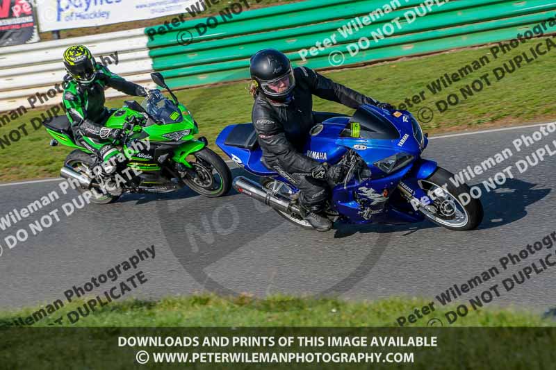 PJM Wedding Photography;enduro digital images;event digital images;eventdigitalimages;mallory park;mallory park photographs;mallory park trackday;mallory park trackday photographs;no limits trackdays;peter wileman photography;racing digital images;trackday digital images;trackday photos